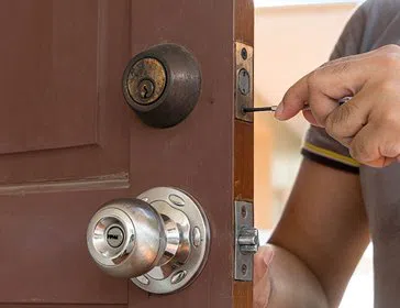 Gallery Locksmith Store Groveport, OH 614-401-2261 Gallery Locksmith Store Groveport, OH 614-401-2261 - 7-Lock-Installation